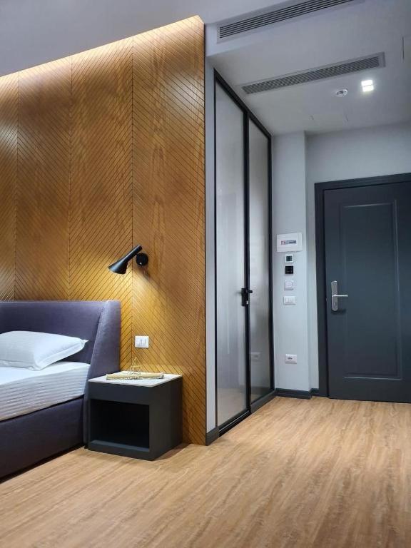 Hotel La Favorita Tirana Esterno foto