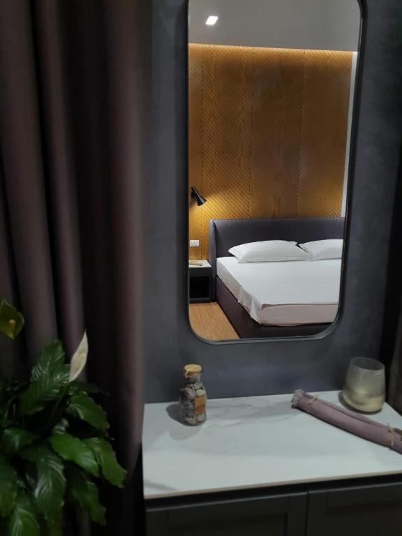 Hotel La Favorita Tirana Esterno foto