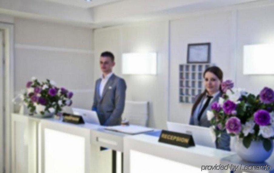 Hotel La Favorita Tirana Esterno foto