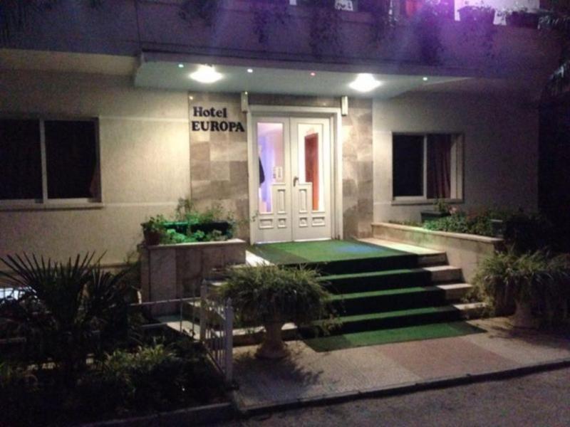 Hotel La Favorita Tirana Esterno foto